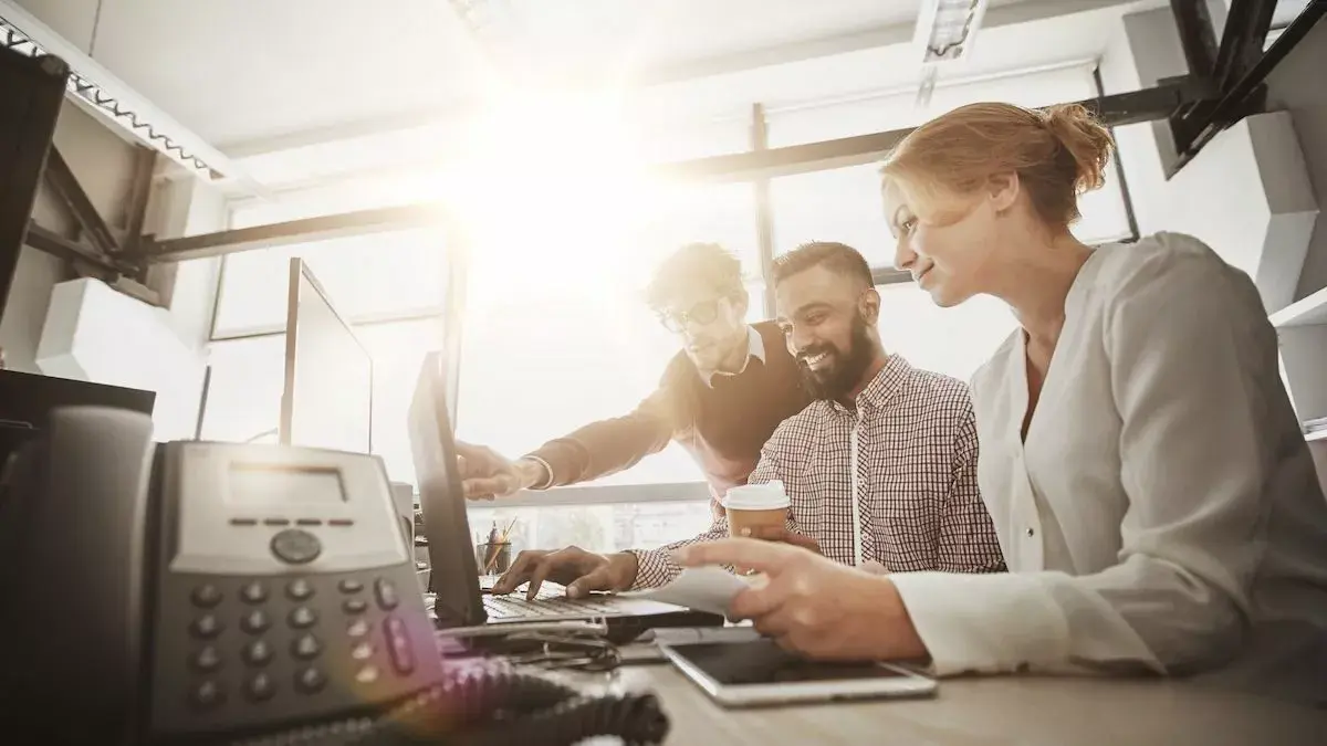 Blog_sales_team-1200x0-c-center